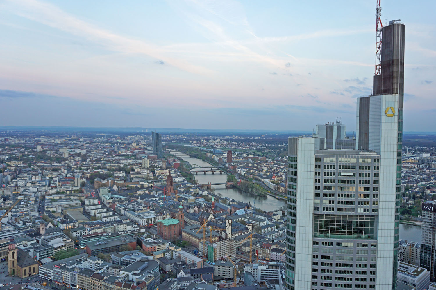 Frankfurt: Stadt der Banken und der Buchmesse